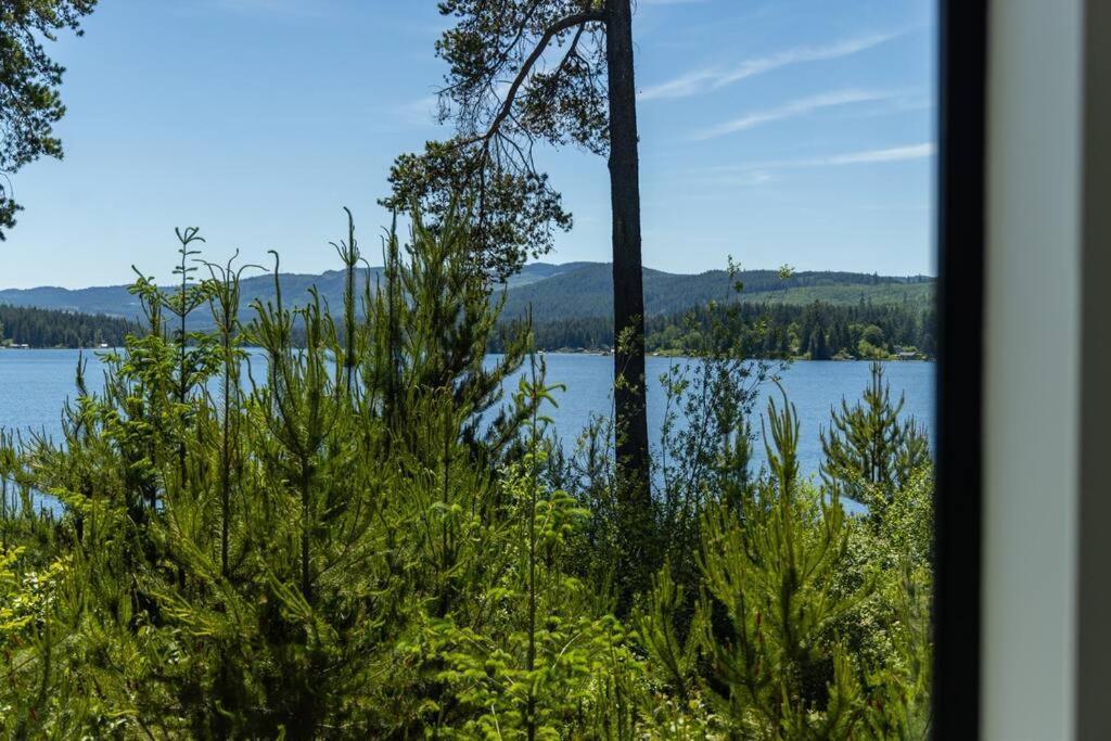 Kelly'S Sunset Lake Retreat Shawnigan Lake Esterno foto