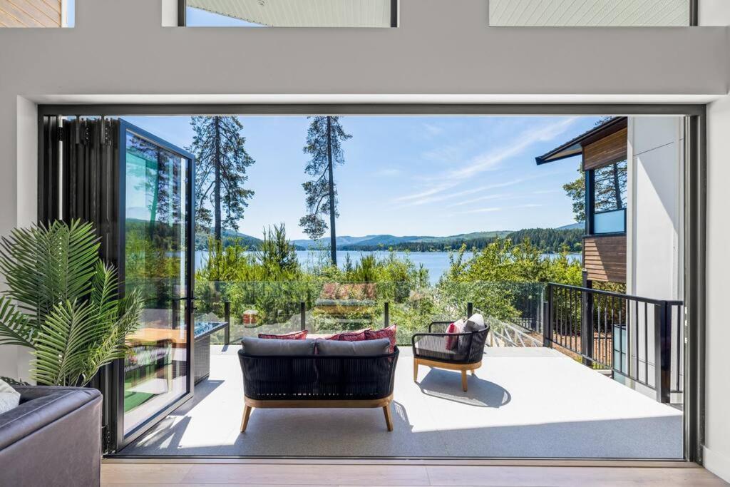 Kelly'S Sunset Lake Retreat Shawnigan Lake Esterno foto