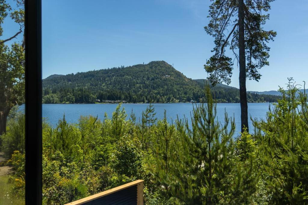 Kelly'S Sunset Lake Retreat Shawnigan Lake Esterno foto