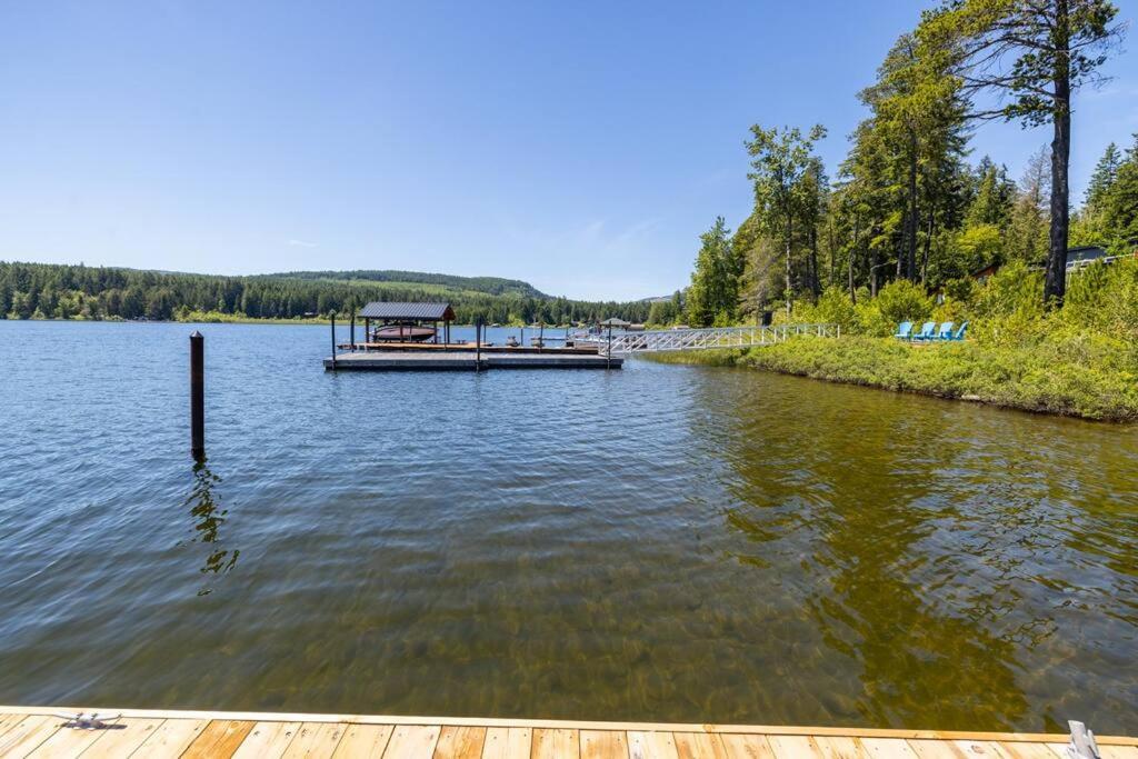 Kelly'S Sunset Lake Retreat Shawnigan Lake Esterno foto